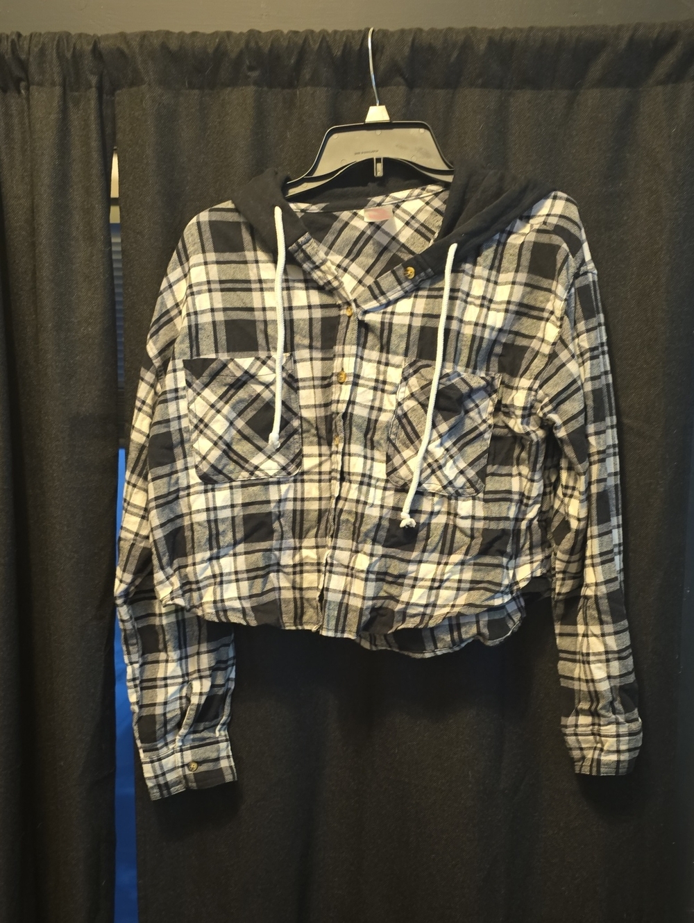 No Boundaries Black & White Plaid Hooded Button-Front Shirt Jacket